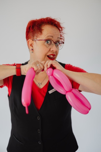 Anika mit Ballonkunst